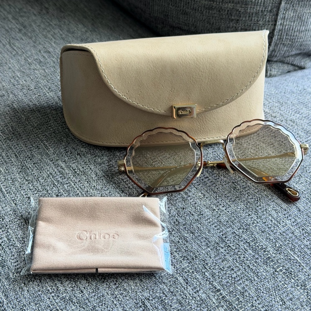 Chloe Sunglasses mint condition